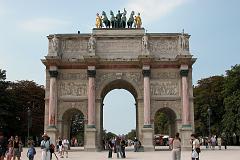 Paris 01 Arc de Triomphe du Carrousel was built between 1806 and 1808 to commemorate Napoleon's military victories 